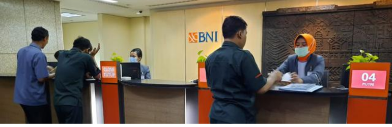 Satpam Bank BNI Bandung